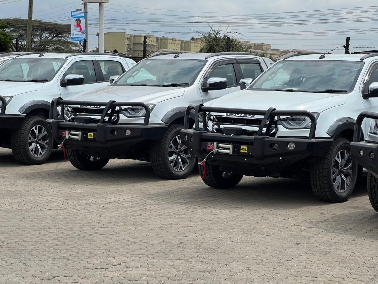 ISUZU DELUXE UNACCESSORISED