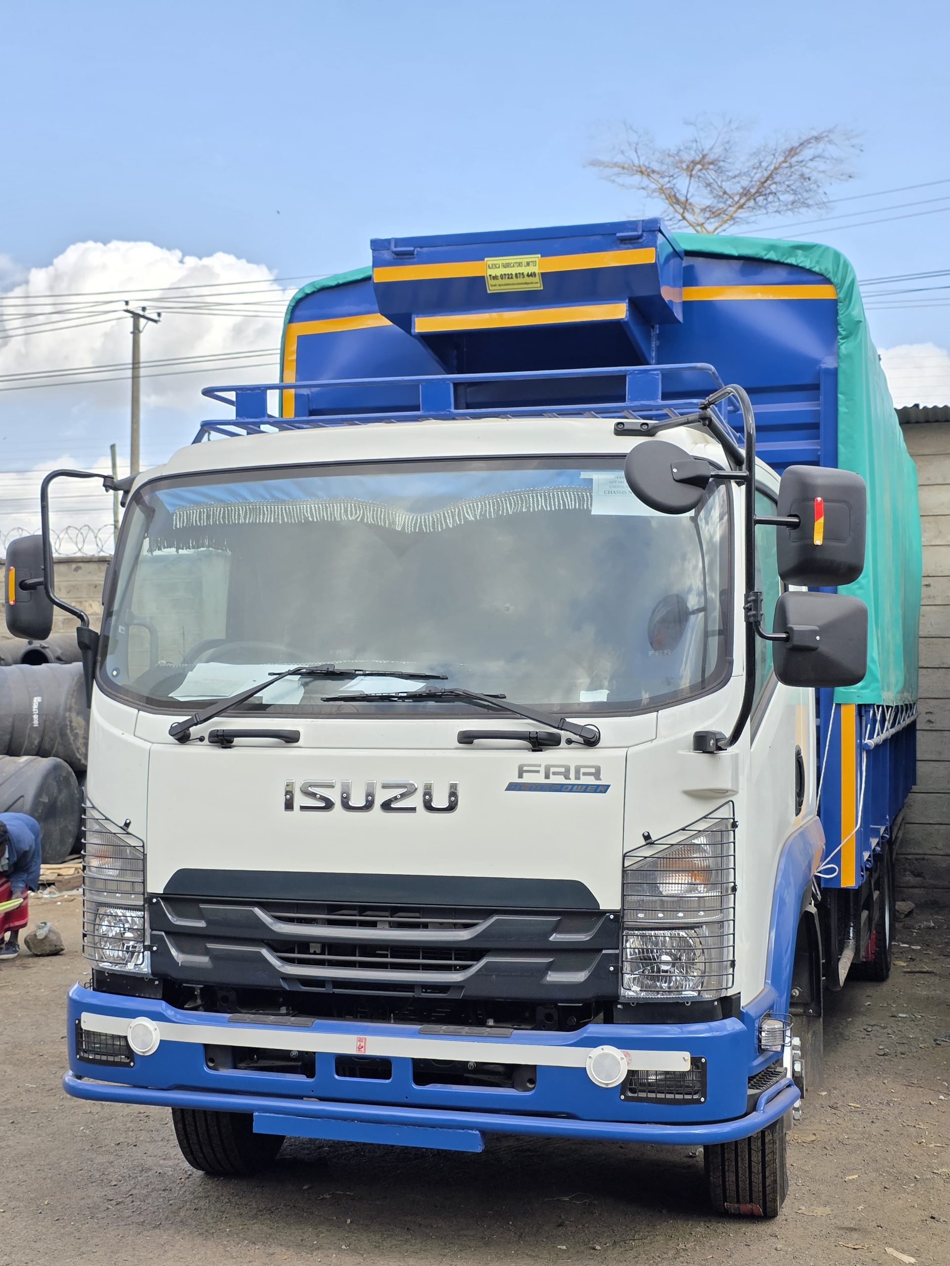 ISUZU FRR90 TRUCK
