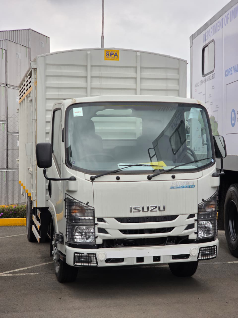 ISUZU NMR