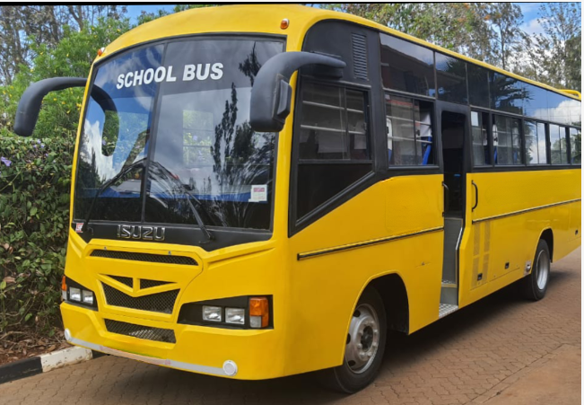 ISUZU NMR 26 SEATER BUS